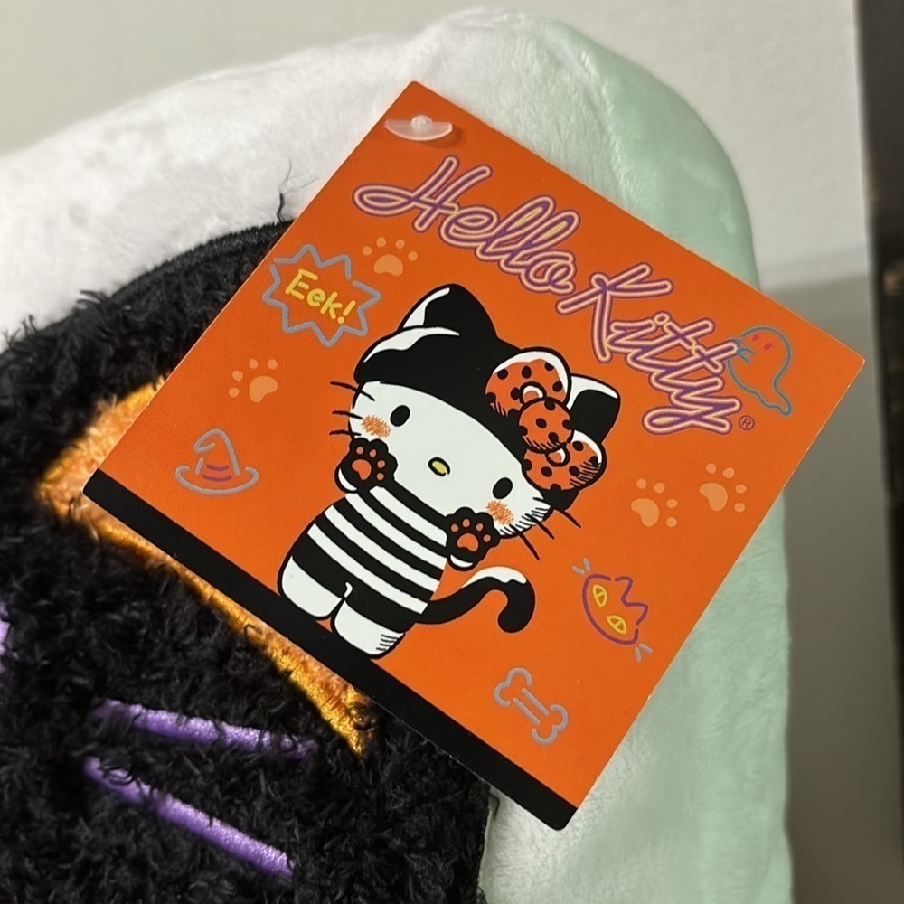 NWT HELLO KITTY BLACK CAT COSTUME LARGE HALLOWEEN THROW PILLOW - Picture 6 of 13